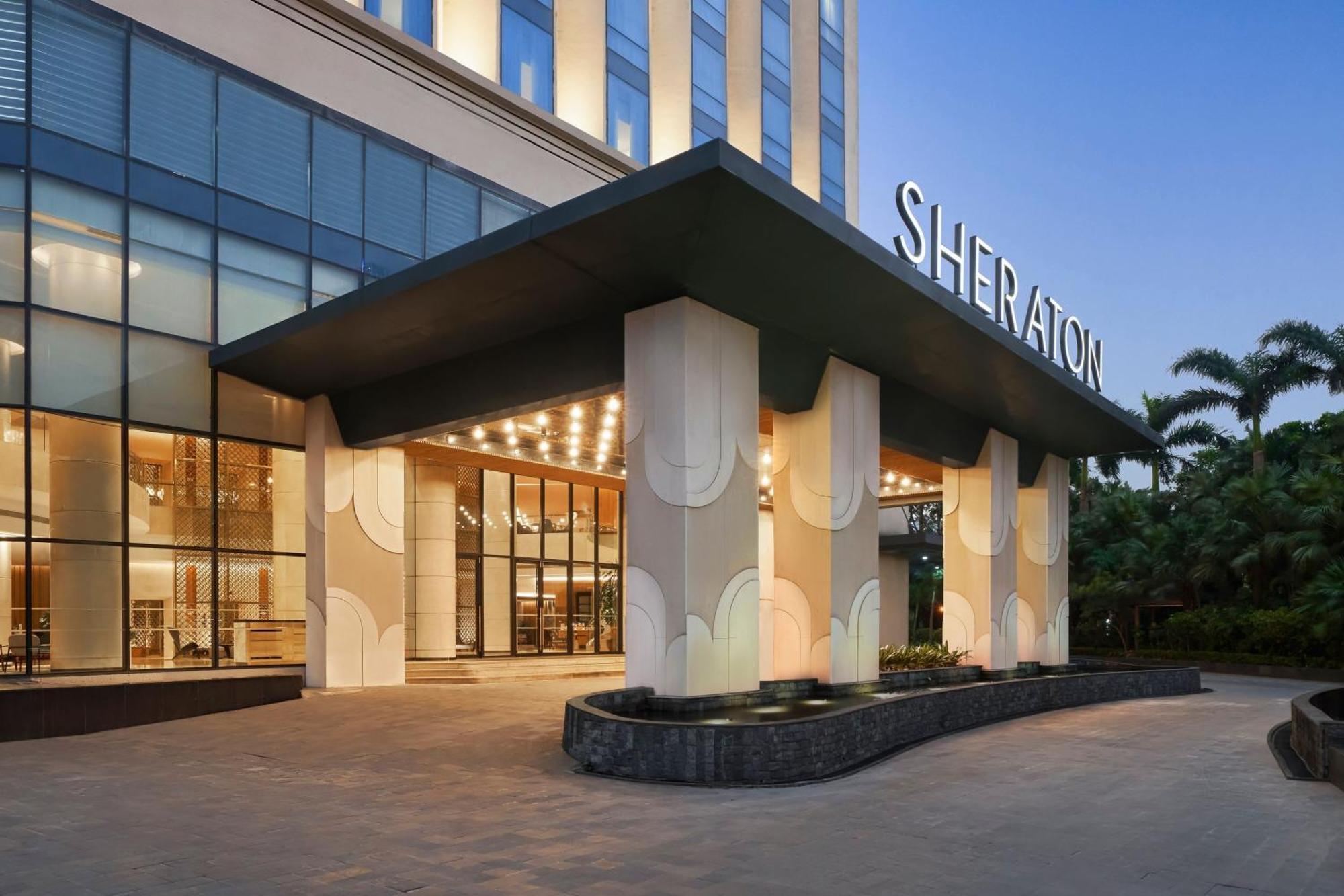 Sheraton Hanoi West Exterior photo