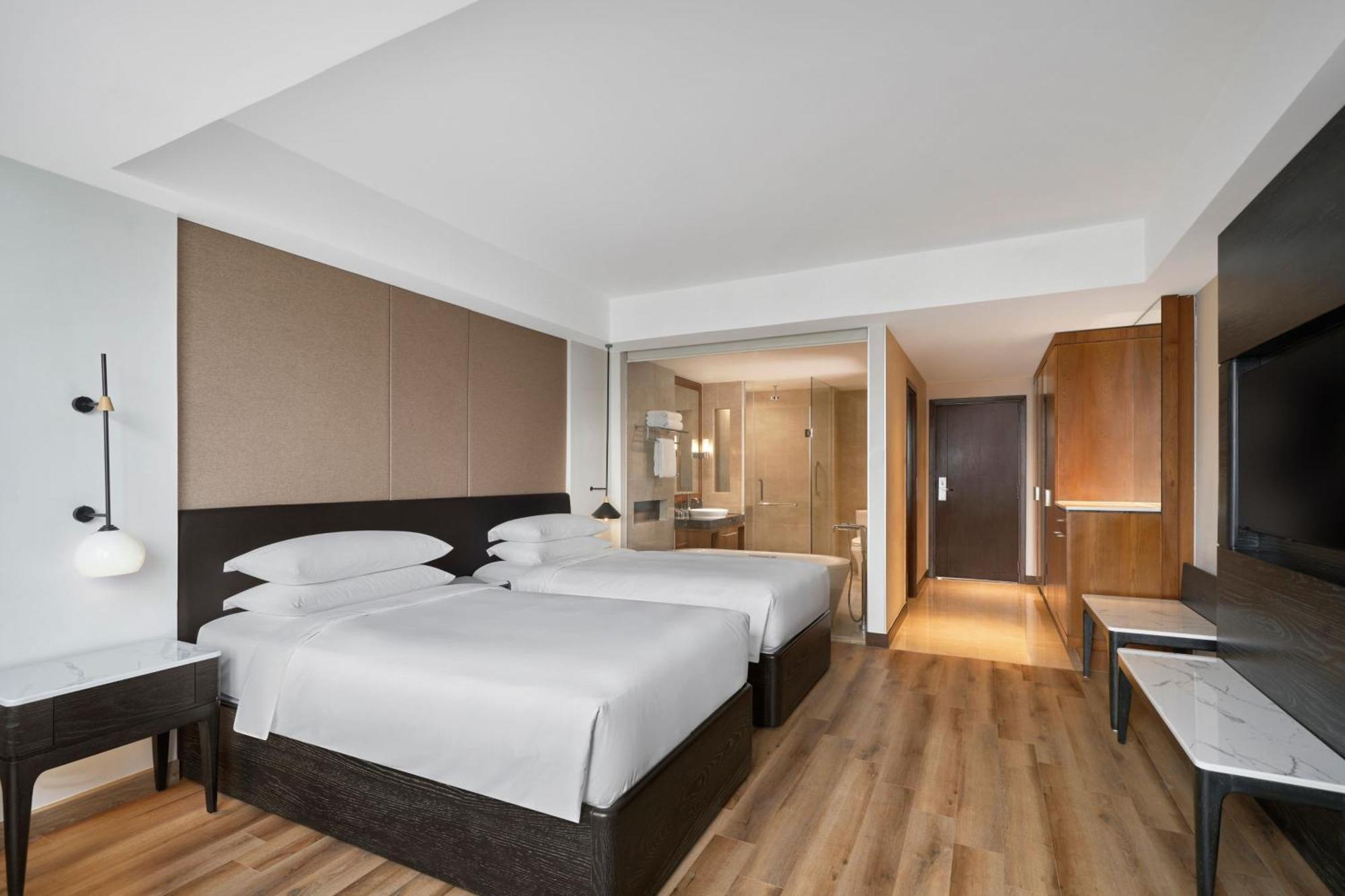 Sheraton Hanoi West Exterior photo